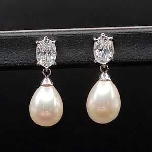 Crystal and Pearl drop earrings
